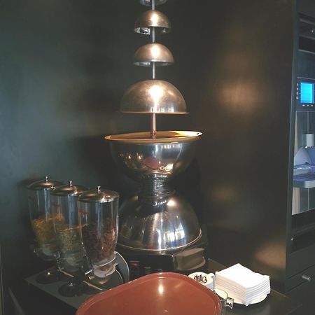 Brit Hotel Confort Nancy Люневіль Екстер'єр фото